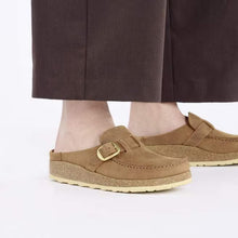 Load image into Gallery viewer, BIRKENSTOCK BUCKLEY CLOG COGNAC OILED LEATHER