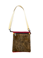 Load image into Gallery viewer, SORUKA ROBIN REVERSIBLE RED MULTI