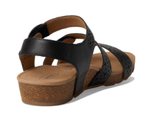 Load image into Gallery viewer, AETREX LILLY CUTOUT BLACK