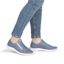 Load image into Gallery viewer, REMONTE LOUANN 08 SNEAKER JEANS