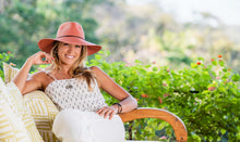 Load image into Gallery viewer, WALLAROO SANIBEL CORAL