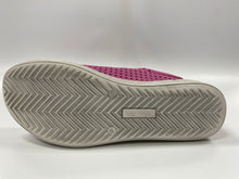 Load image into Gallery viewer, GELATO TARDECK PERFORATED SNEAKER FUSCHIA
