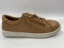 Load image into Gallery viewer, GELATO TARDECK PERFORATED SNEAKER TAN
