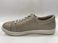 Load image into Gallery viewer, GELATO TARDECK PERFORATED SNEAKER TAUPE

