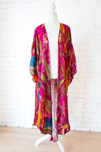 Load image into Gallery viewer, WINTON AND WAITS FEATHERINGTON KIMONO (50% OFF FINAL SALE)