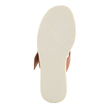 Load image into Gallery viewer, SPRING STEP SEAPORT CAMEL