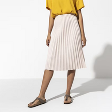 Load image into Gallery viewer, BIRKENSTOCK GIZEH MOCHA BIRKIBUC