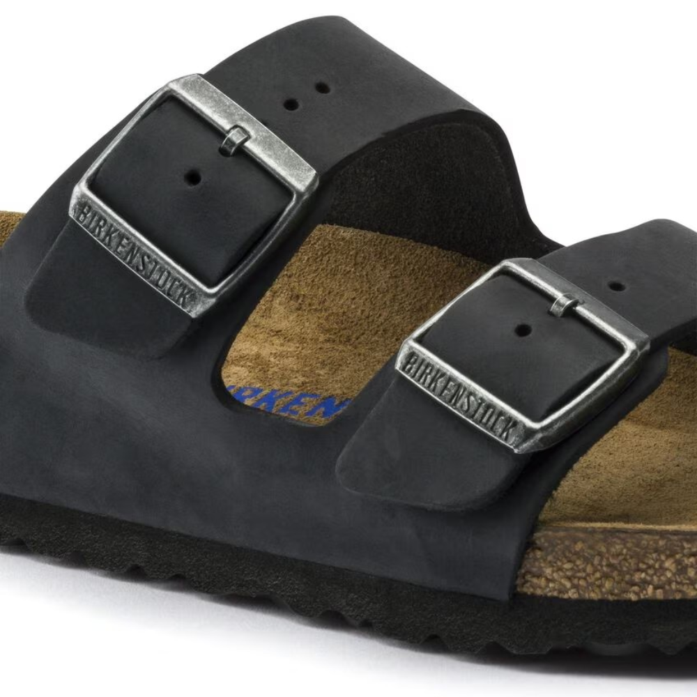 BIRKENSTOCK ARIZONA BLACK OILED LEATHER – The Shoe Mill display picture 2