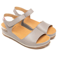 Load image into Gallery viewer, ON FOOT 203 PLATFORM SANDAL TAUPE