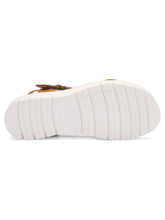 Load image into Gallery viewer, ARA BUTTERCUP COGNAC
