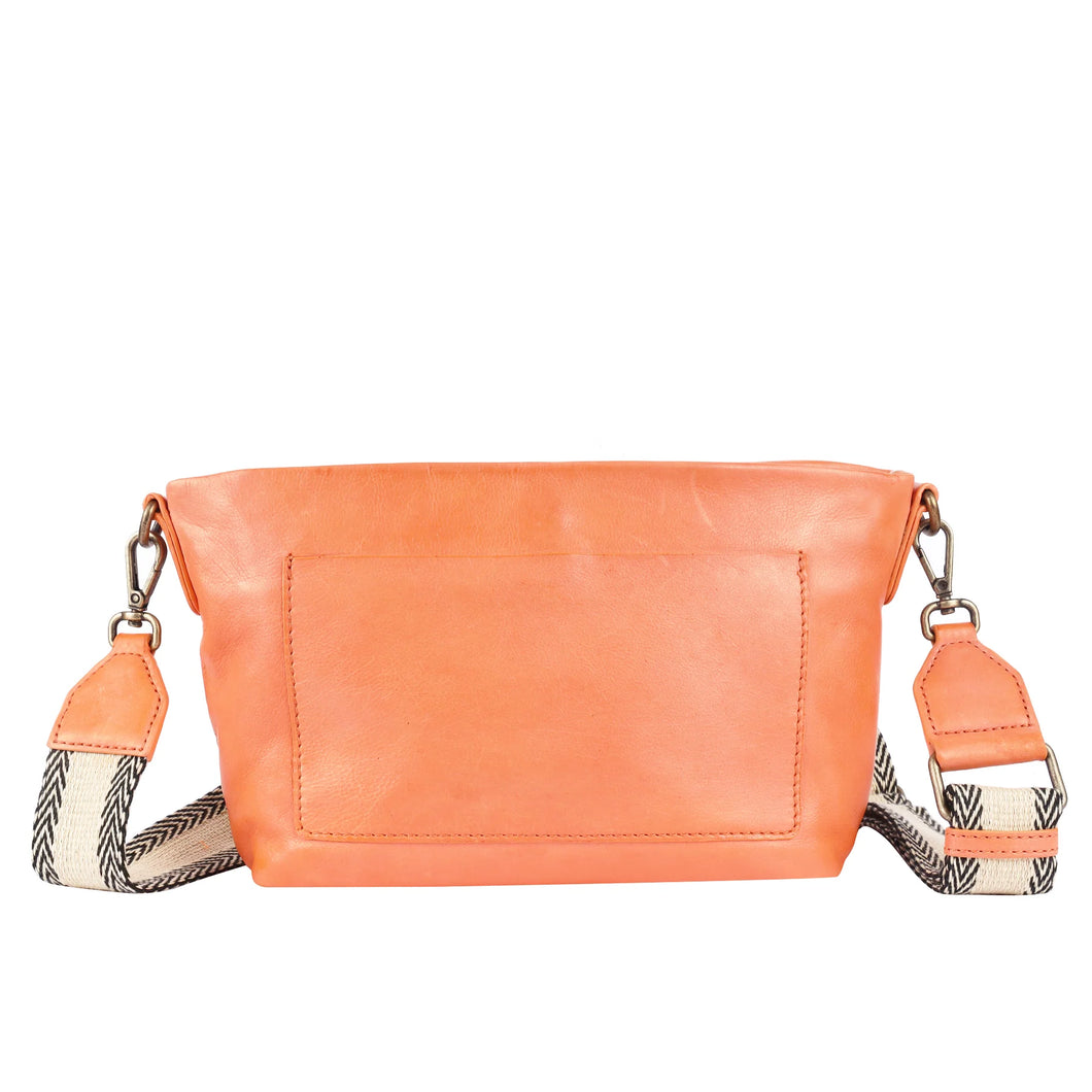 LATICO AQUARIUS CROSSBODY ORANGE