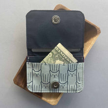 Load image into Gallery viewer, MALIA DESIGNS CAT CARDHOLDER ARMY GREEN
