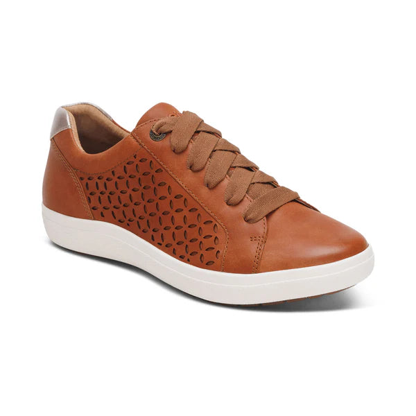 AETREX COURTNEY CUTOUT COGNAC