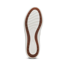 Load image into Gallery viewer, AETREX COURTNEY CUTOUT COGNAC
