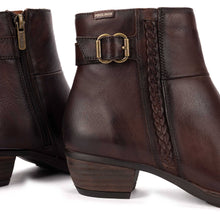 Load image into Gallery viewer, PIKOLINO W7P-8501 ANKLE BOOTS WITH DECORATIVE BUCKLE CAOBA BROWN
