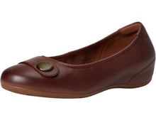 Load image into Gallery viewer, JOSEF SEIBEL FLORINA 04 COGNAC
