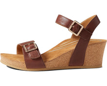 Load image into Gallery viewer, AETREX LEXA WEDGE WALNUT
