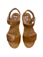 Load image into Gallery viewer, ARA ROSEPETAL COGNAC
