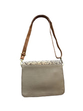 Load image into Gallery viewer, SORUKA OLIVIA SALMON MULTI
