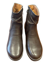 Load image into Gallery viewer, PIKOLINO CHUNKY HEEL SLOUCH BOOT CENZIA
