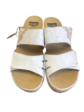 Load image into Gallery viewer, ON FOOT 232 CUERO (CLEARANCE FINAL SALE)
