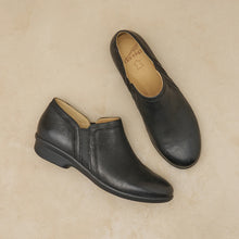 Load image into Gallery viewer, DANSKO CHERYL BLACK
