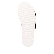 Load image into Gallery viewer, REMONTE JOCELYN 66 BLACK
