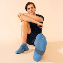 Load image into Gallery viewer, FEETURES HIGH PERFORMANCE MAX CUSHION NO SHOW TAB DENIM DAZE
