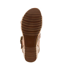 Load image into Gallery viewer, L'ARTISTE BY SPRING STEP GOTTAGET WEDGE TAN MULTI
