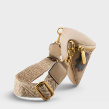 Load image into Gallery viewer, L'ARTISTE BY SPRING STEP ARTISAN LUV HANDBAG BEIGE MULTI
