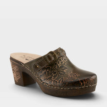 Load image into Gallery viewer, L'ARTISTE BY SPRING STEP CALLIROE CLOG OLIVE MULTI
