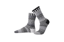 Load image into Gallery viewer, SOLMATE CREW SOCKS MIDNIGHT
