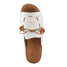 Load image into Gallery viewer, SPRING STEP NEVELLE WHITE LEATHER
