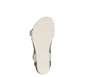 ARA NOVA PLATFORM WEDGE WHITE PATENT