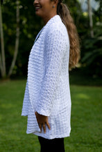 Load image into Gallery viewer, KOMIL COTTON WAFFLE WEAVE LONG JACKET WHITE
